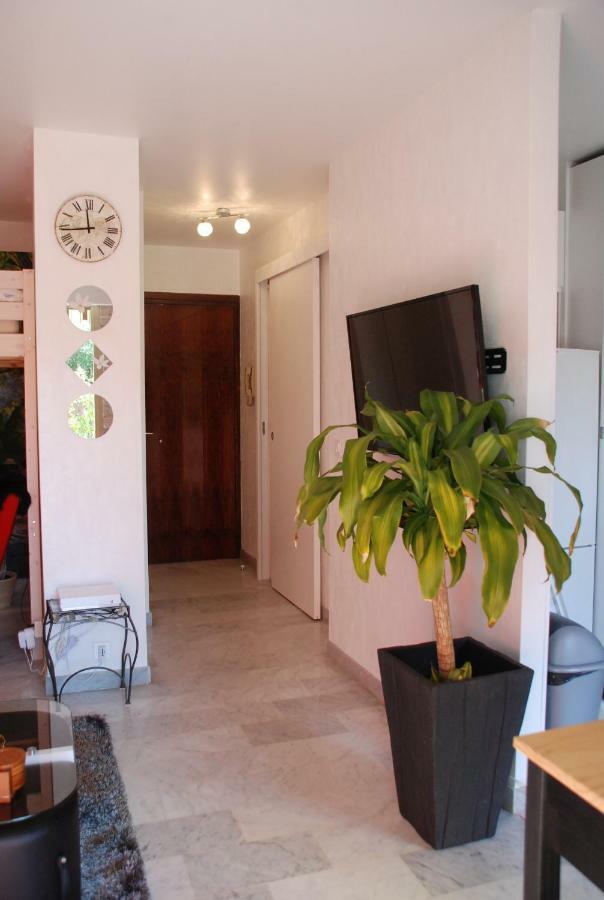 Studio - Juan Les Pins - Proximite Plages أنتيب المظهر الخارجي الصورة